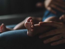 Luego de nueves meses del acontecimiento, se determinó que el bebé David, murió por falta de alimento tras el deceso natural de su padre. UNSPLASH/ESPECIAL