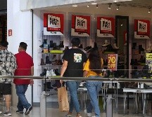 La encuesta fue presentada por el director del organismo, Augusto Valencia quien invitó a los consumidores a realizar un consumo responsable este Buen Fin. SUN / ARCHIVO