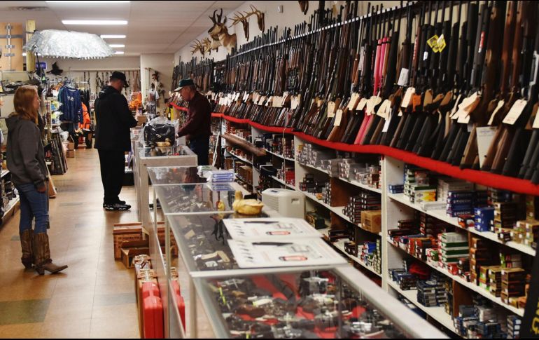 Portar armas es un derecho ciudadano reconocido por la Constitución. AP / ARCHIVO