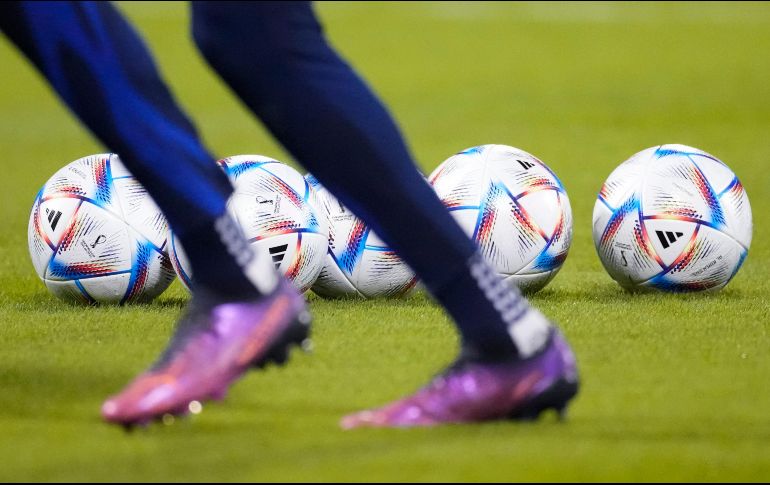 En Qatar, donde la homosexualidad está criminalizada, se afirmó antes del Mundial que todos los aficionados serán acogidos 