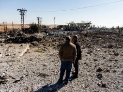 Los medios locales han señalado que los proyectiles impactaron en un centro escolar y dos viviendas en la localidad fronteriza de Karkamis, así como un vehículo ubicado junto al paso con Siria.. AP/ B. Ahmad