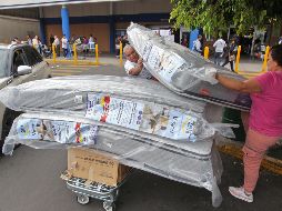 Rubén y su familia aprovecharon el Buen Fin 2022 para renovar su descanso con colchones nuevos. EL INFORMADOR/ ALONSO CAMACHO