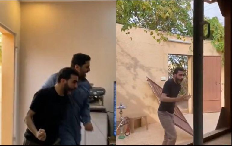 En la grabación se le puede ver cargando la puerta y echándola fuera del sitio con una auténtica euforia. ESPECIAL