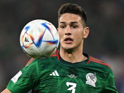 El defensor central de los Rayados está viviendo además otro de sus sueños, pues en el debut de la Selección Mexicana ante Polonia en Qatar 2022, partió desde la titularidad.  AFP/M. VATSYAYANA