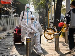 La distribución por sexo en las defunciones confirmadas muestra un predominio del 62% en hombres; y la mediana de edad en los decesos es de 64 años. AFP/N. Celis