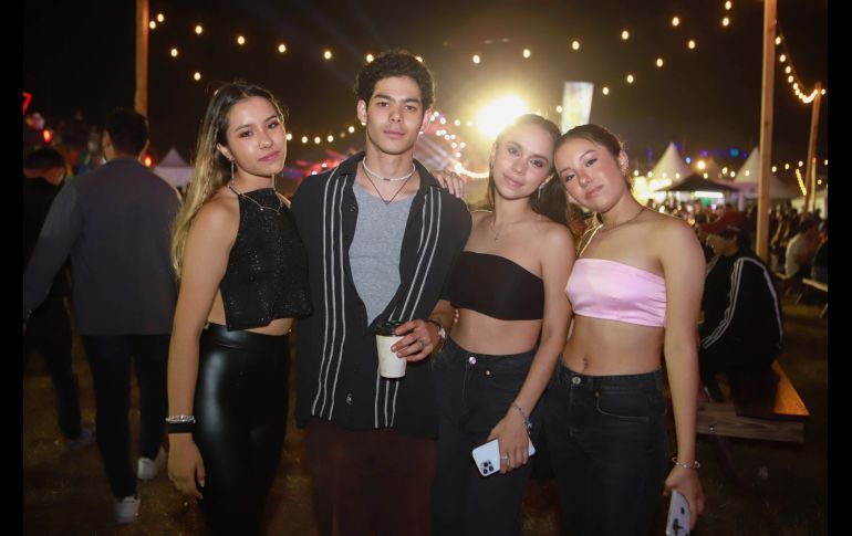 María Calvillo, Álvaro González, Regina Navarro y Isabel Calvillo. GENTE BIEN JALISCO/Tony Martínez