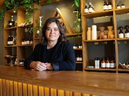 Comenzó su carrera como maquillista hace 20 años, en micropigmentación hace siete años y la  marca de skin care Bu.tika empezó hace dos años