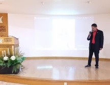 El músico Sergio Santana Ruiz ofreció un concierto en el auditorio del Hospital Country 2000. EL INFORMADOR / E. Gómez