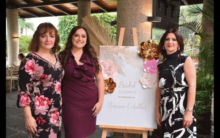 Alma Richter, Mariana Ceballos y Claudia Lozano. GENTE BIEN JALISCO/ Marifer Rached