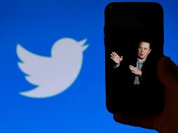 Con un 72 por ciento de aprobación, Elon Musk decidió restituir varias cuentas de Twitter suspendidas. AFP/ARCHIVO