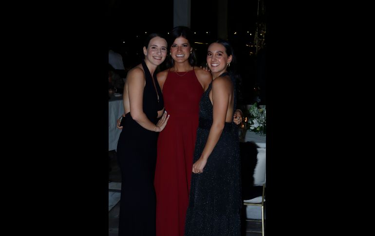 Mariana Chapa, Paulina Castiello y Majo Galindo. GENTE BIEN JALISCO/ Claudio Jimeno