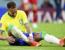 Neymar tuvo que ser sustituido y se teme lo peor. EFE/L. GILLIERON