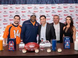 Rodolfo Ordóñez, Rod Smith, Luis Ortiz, Daniel Medrano y Andrea Ceja. CORTESÍA