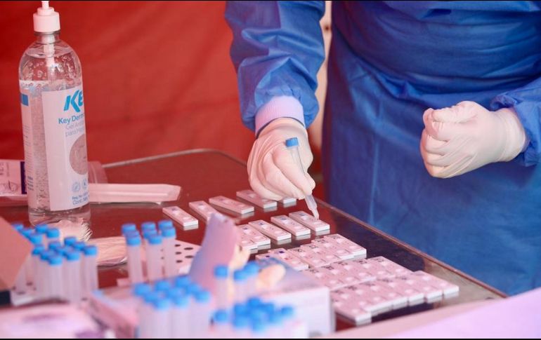 Diversos especialistas dieron a conocer que comenzó el brote en el mundo desde la segunda mitad del mes de octubre, por lo que advirtieron a la población sobre mantener las medidas de prevención a contagios. SUN / ARCHIVO