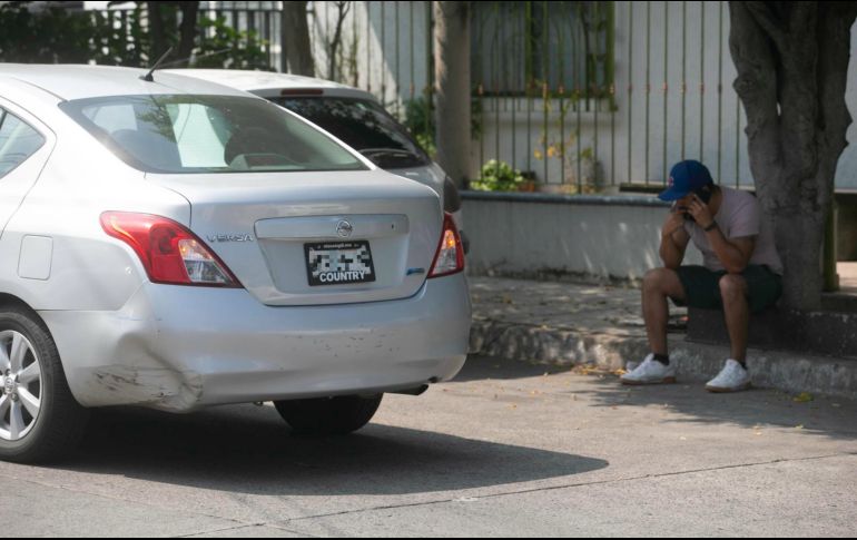 Para ser considerado como choque laminero debe ocurrir dentro del mismo carril entre dos o más automóviles particulares. Además de que no debe haber daño en propiedad pública o privada. EL INFORMADOR / ARCHIVO