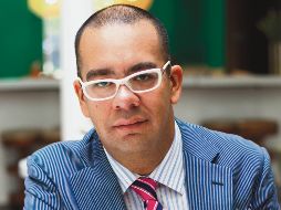 El periodista, Nicolás Alvarado, es director del coloquio “De muro a muro”. CORTESÍA