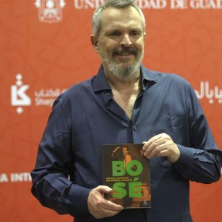 Si me encuentro a otro como yo, lo mato: Miguel Bosé en la FIL