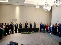 Los participantes firmaron este sábado en México un acuerdo para liberar tres mil millones de dólares bloqueados por sanciones. SUN/G. Espinosa