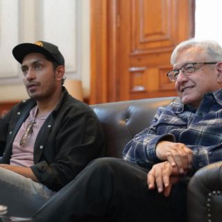 López Obrador y Tenoch Huerta ven juntos el partido México vs Argentina