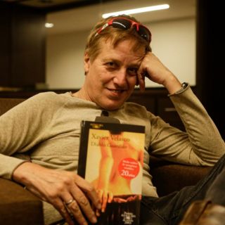 Xavier Velasco huye de la censura a 20 años de “Diablo Guardián”