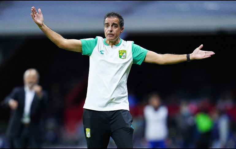 Renato Paiva estuvo al frente del León por el Torneo Apertura 2022, en el que logró llevar al equipo al repechaje. IMAGO7