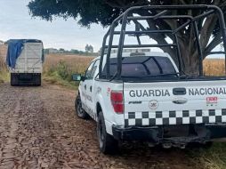 Elementos de la Guardia Nacional, dieron con el paradero del combustible al realizar un recorrido de rutina en las inmediaciones de los poblados Salto de Coyotes y Las Venadas. ESPECIAL