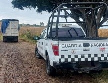 Elementos de la Guardia Nacional, dieron con el paradero del combustible al realizar un recorrido de rutina en las inmediaciones de los poblados Salto de Coyotes y Las Venadas. ESPECIAL