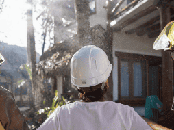 Ayer lunes por la noche, se registró un incendio en la isla de Holbox, en donde de acuerdo con los primeros reportes, los afectados eran dos hoteles. TWITTER / @MaraLezama