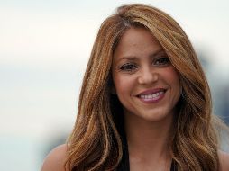 Se les vio muy contentos conviviendo en la playa, junto con los dos hijos de la cantante. AFP / ARCHIVO
