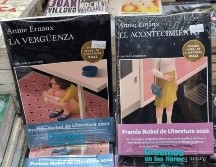 Caminando por los pasillos de la FIL es común ver letreros coloridos que atraen la mirada de los lectores, anunciando con grandes números el descuento o costo especial de libros de todo tipo. EL INFORMADOR / N. Gutiérrez