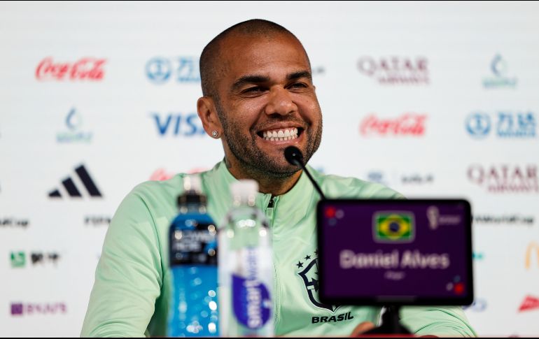 DANI ALVES. Quien hoy milita en México, ha sido de los nombres más criticados por la prensa brasileña al ser publicada la lista de convocados por Tité para disputar el Mundial de Qatar 2022. EFE / A. Lacerda