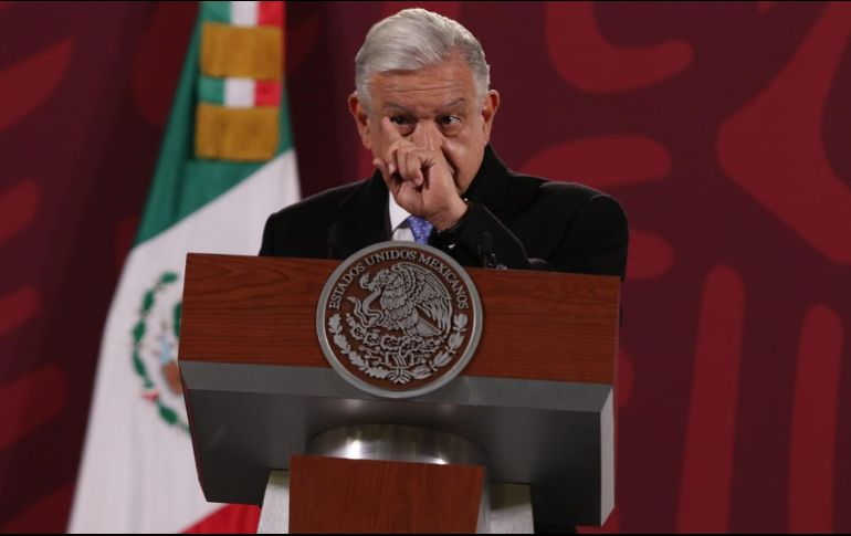 Opositores presentan un escrito de queja por las ilegalidades realizadas antes y durante la marcha del domingo pasado en apoyo a López Obrador. SUN/C. Mejía