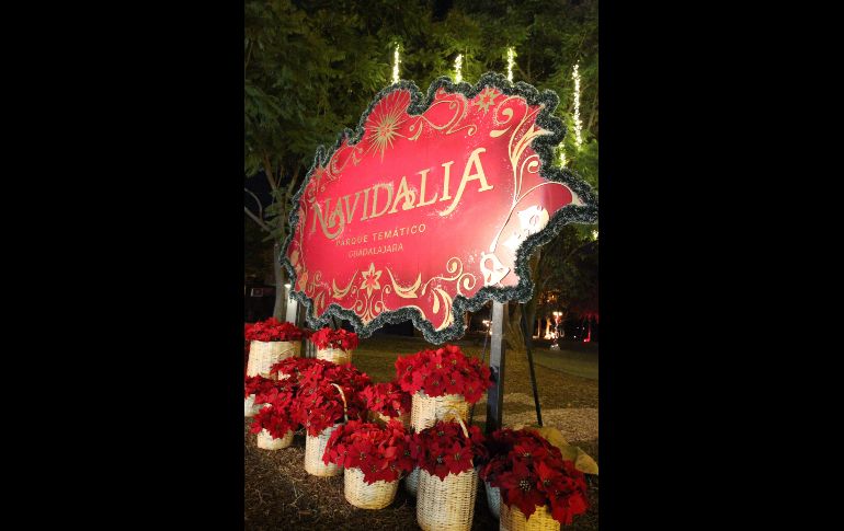 Continua el montaje del característico festival navideño, dentro de poco contará con la asistencia de los tapatíos amantes de esta festividad. EL INFORMADOR / A. Camacho