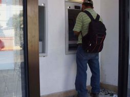 El monto mínimo que debe pagarse a las personas trabajadoras por concepto de aguinaldo es el equivalente a 15 días de salario, o si no se trabajó el año completo, a la parte proporcional. SUN / ARCHIVO