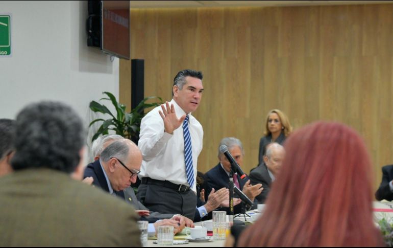 Alito Moreno señaló que México enfrenta un momento crucial de definiciones históricas. TWITTER/@alitomorenoc