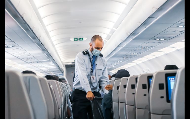Los filtros de salud en los aeropuertos terminarán el próximo mes. ESPECIAL
