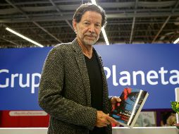 El periodista retoma el tema de las fake news y los radicalismos en su nueva obra. EL INFORMADOR/ C. Zepeda