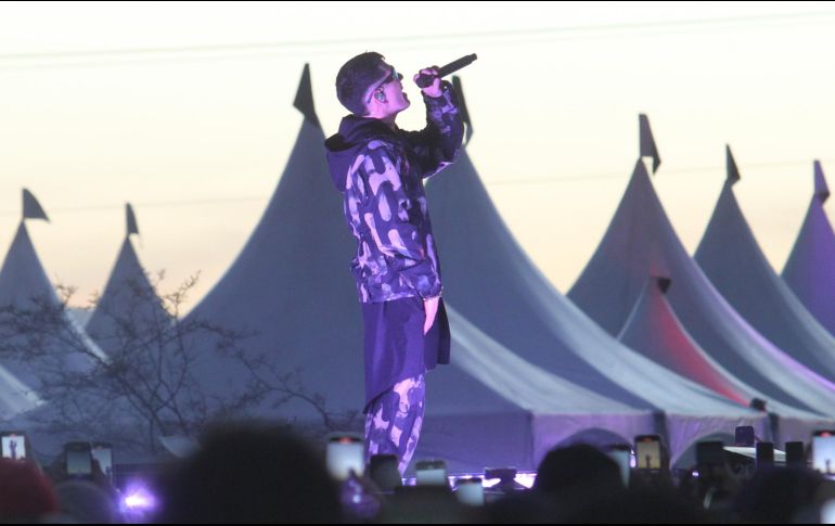 Lenny Tavárez. El cantante causó conmoción entre el público, el cual no paró de corear sus canciones. EL INFORMADOR/A. Camacho