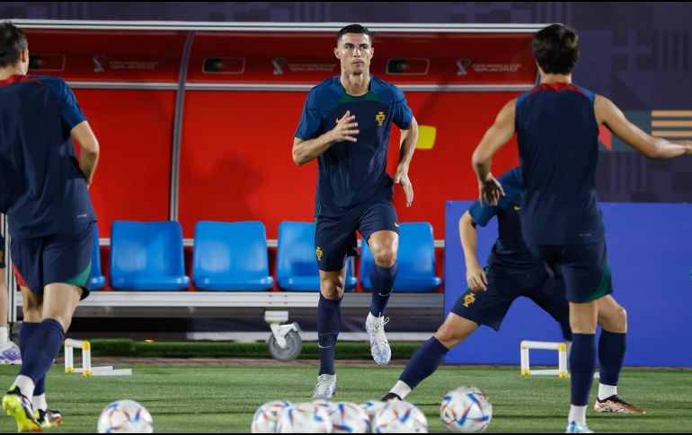 Cristiano Ronaldo vive su último Mundial y buscará seguir avanzando de rondas. EFE/R. DE LA PEÑA