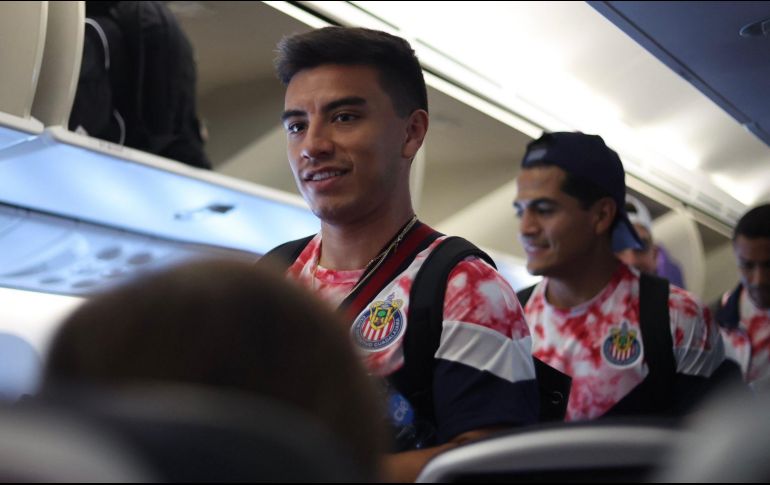 Chivas viajó este lunes a España, esto con la intención de disputar un par de duelos amistosos. TWITTER / @Chivas