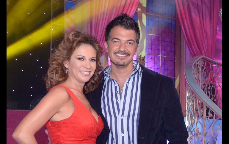 Los conductores confirmaron su romance en 2008, al mismo tiempo que daban a conocer la noticia de que esperaban su primer hijo juntos: Luciano. SUN / ARCHIVO
