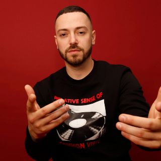 Pee Wee: El cantante es apoyado por la comunidad LGBT+