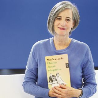 Mónica Lavín, aliada de la memoria familiar