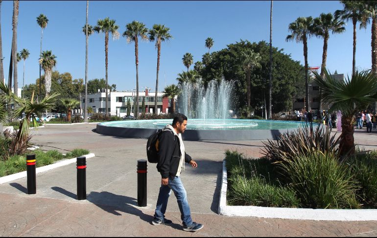 Los habitantes y visitantes de la colonia Moderna ya pueden disfrutar de nuevo la glorieta Pila Moderna  luego de que terminó su intervención. EL INFORMADOR/A. Camacho