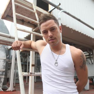 Pee Wee: ¡Que no es su novio! Cantante demandará a revista por difamación