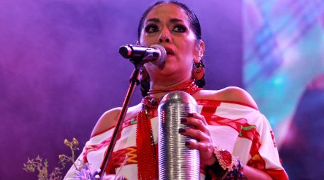 Lila Downs comenta que tenían proyectos en puerta de música regional mexicana. SUN / ARCHIVO