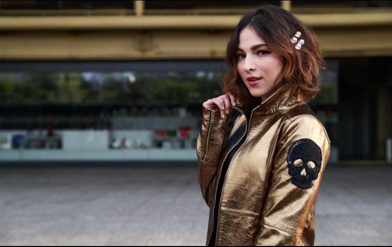 Paty Cantú fue quien interpretó el himno nacional mexicano en la final del Torneo Apertura 2021, entre los zorros y el León. SUN / ARCHIVO