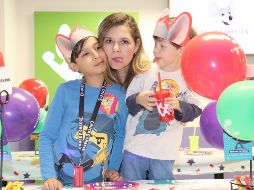 Perlita Valencia con Esteban y Max Rivera. GENTE BIEN JALISCO/Christian Pérez