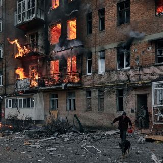 Mueren cuatro civiles tras ataque con misiles rusos en Járkov