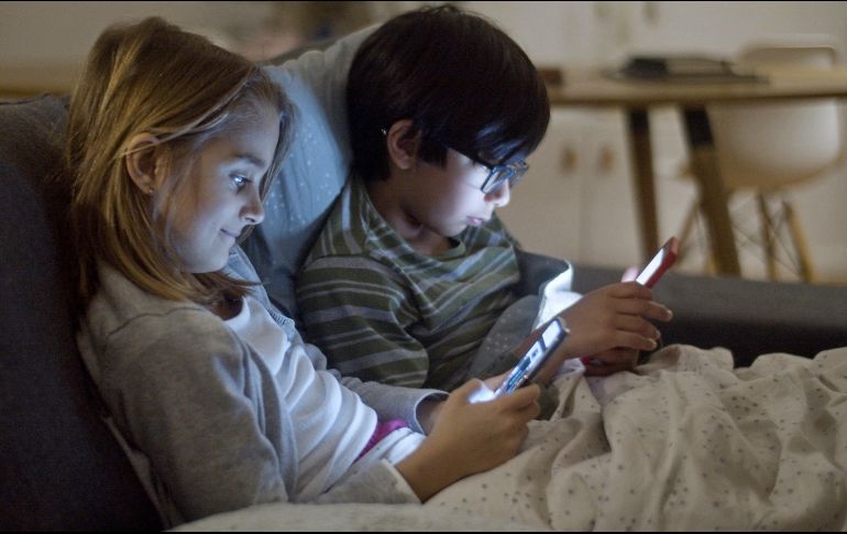 El uso de la pantalla como los problemas de salud mental en los niños y adolescentes se han incrementado. ESPECIAL